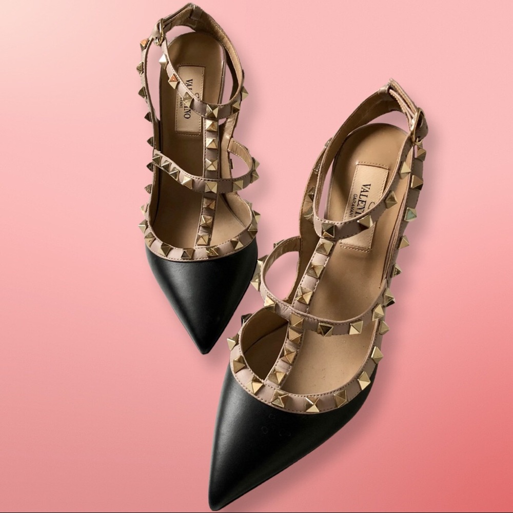 Valentino Garavani Black & Nude Rockstud T-Strap Pumps Size 37 RETAIL $1,095